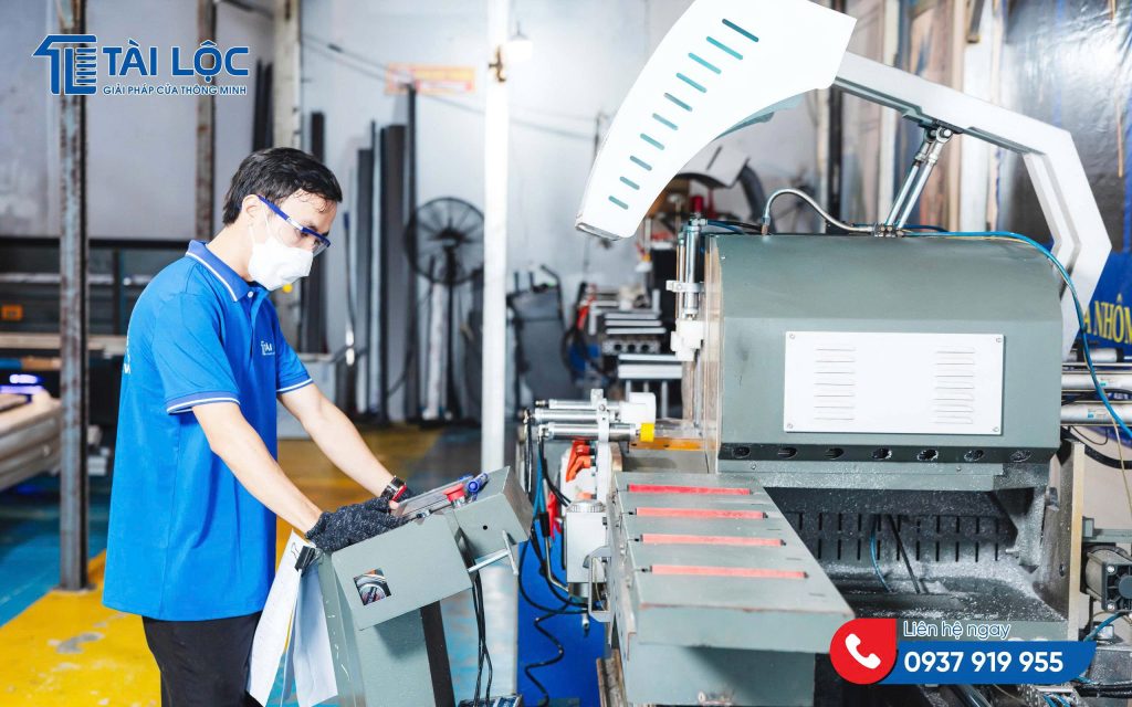 Dây chuyền thiết bị máy móc sản xuất cửa nhôm cao cấp cửa nhôm xingfa